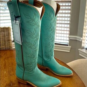 NWT turquoise Women’s Lucchese Tall Boots